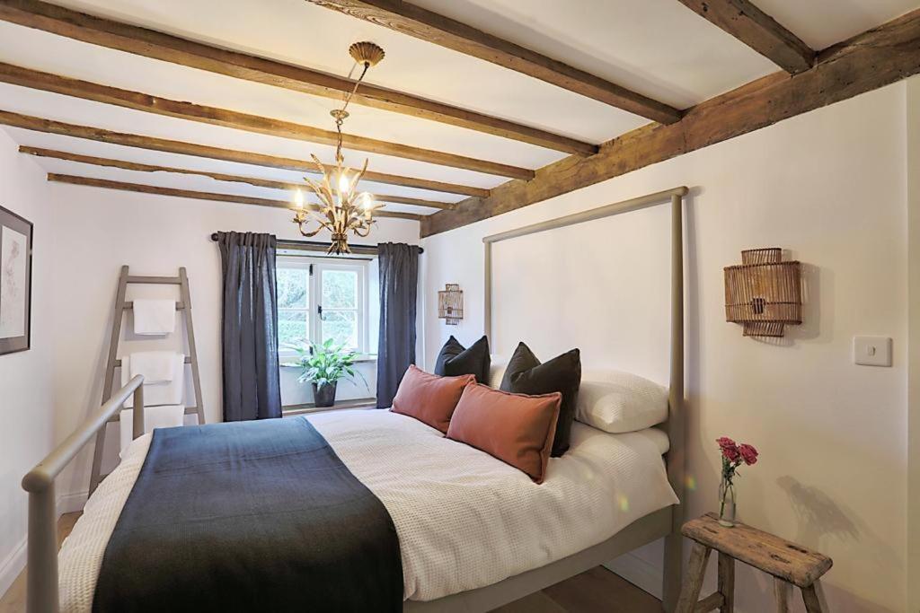 Luxury Cotswold Cottage With Hot Tub In Stow On The Wold! Dış mekan fotoğraf