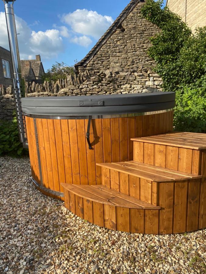 Luxury Cotswold Cottage With Hot Tub In Stow On The Wold! Dış mekan fotoğraf