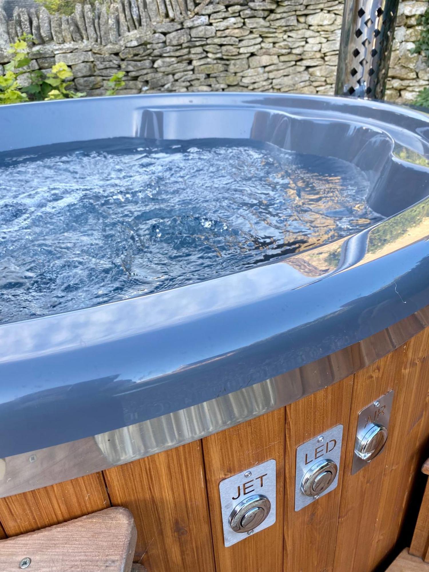 Luxury Cotswold Cottage With Hot Tub In Stow On The Wold! Dış mekan fotoğraf